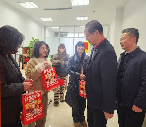 lQDPJw2VwW_7E3XNC7jNDXywMhFLgA-BEFwJd7jByKiqAA_3452_3000